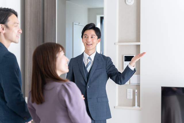 不動産サイトでご希望の物件探し